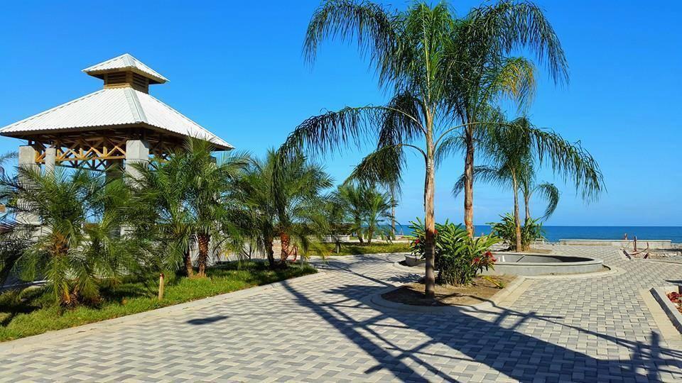 Hotel Art Deco Beach La Ceiba Extérieur photo