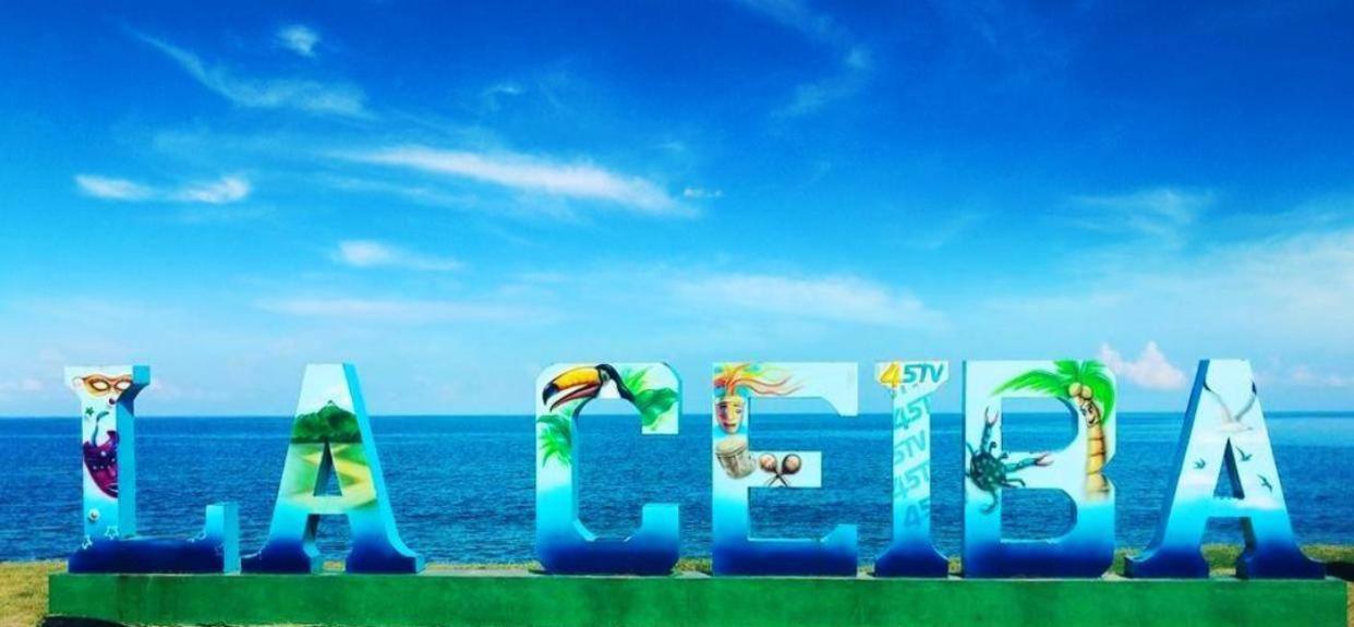 Hotel Art Deco Beach La Ceiba Extérieur photo